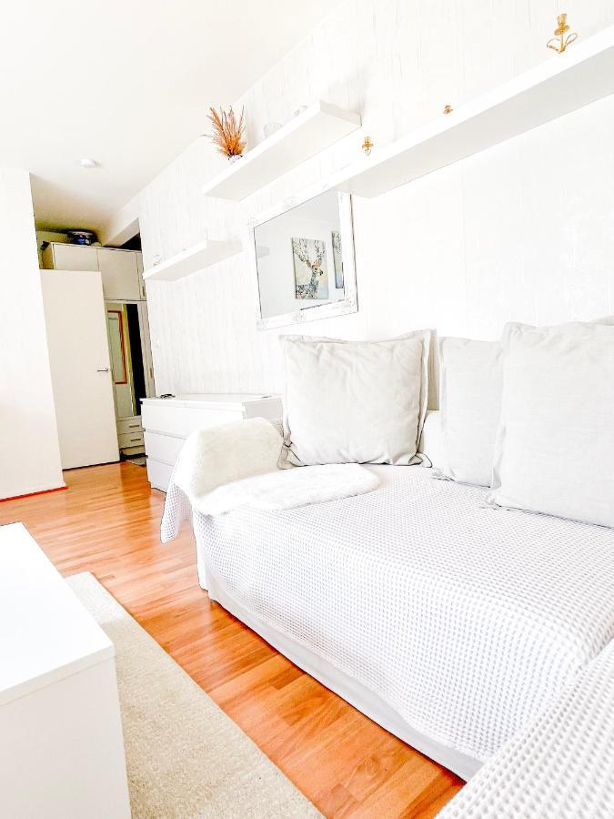 קוטקה Ilona Apartments -"Home Away From Home" מראה חיצוני תמונה