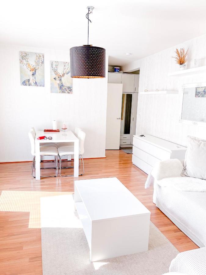 קוטקה Ilona Apartments -"Home Away From Home" מראה חיצוני תמונה